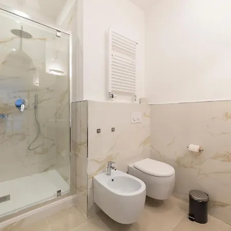 Apartment I Host - Val Strona Milan
